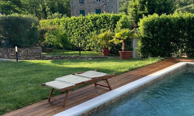 Pieve di Compito Villa | Casa Locci, villa with swimming pool a stone's throw from Lucca