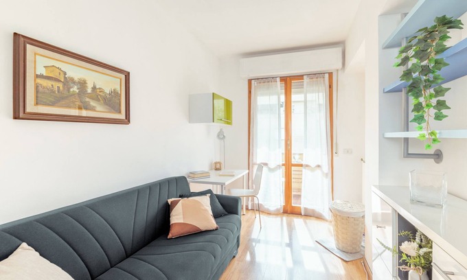 Pisa Apartment | Casa Luna - One Bedroom Apartment, Sleeps 5