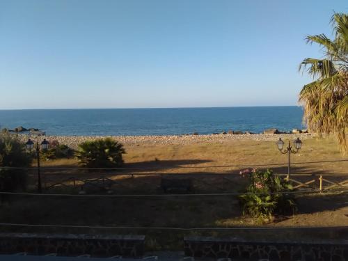 Marina di Caronia House | Casa lungomare