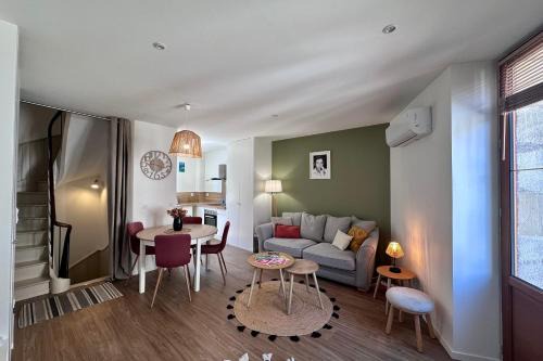Brive-la-Gaillarde Apartment | Casa Majour - Duplex coeur de ville - T2 - Climatisé