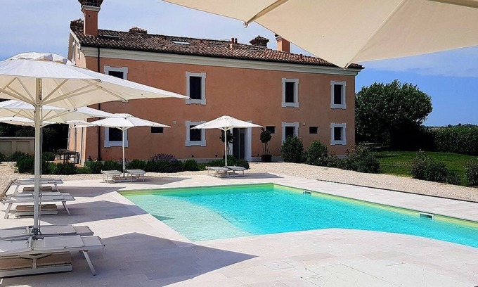 Monsano House | Casa Mortella C: A graceful two-story apartment that is part of an ancient manor house, with Free WI-FI.