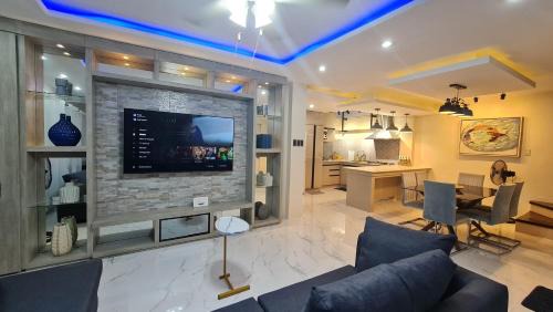 Guadalupe House | Casa Nayah Cebu City Transient Entire Home