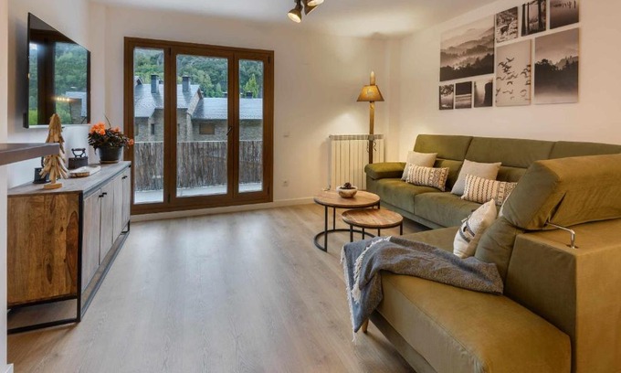 Panticosa Apartment | Casa O Berde terraza con vistas a Aramón Panticosa