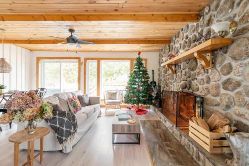 Amherst Ski Chalet | Casa Olej Unforgettable getaway in Tremblant & SPA