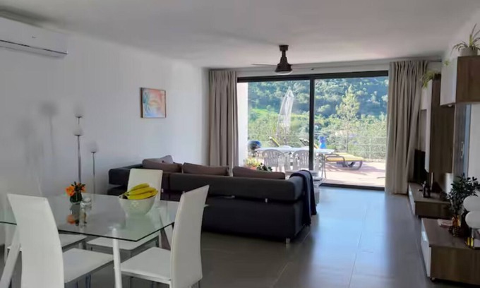 Silves Villa | Casa Cidreira, cozy villa with private pool