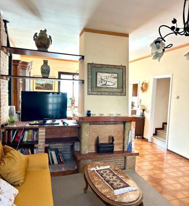 Gaino House | Casa Rosa