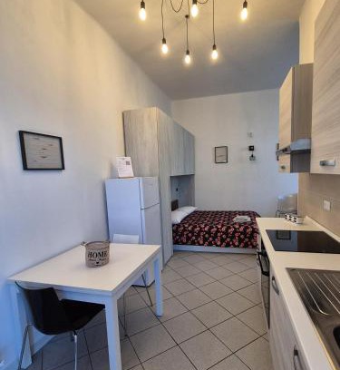 Arcore Apartment | Casa Stile Libero 40 Arcore FS-GP Monza-Milano-Lecco