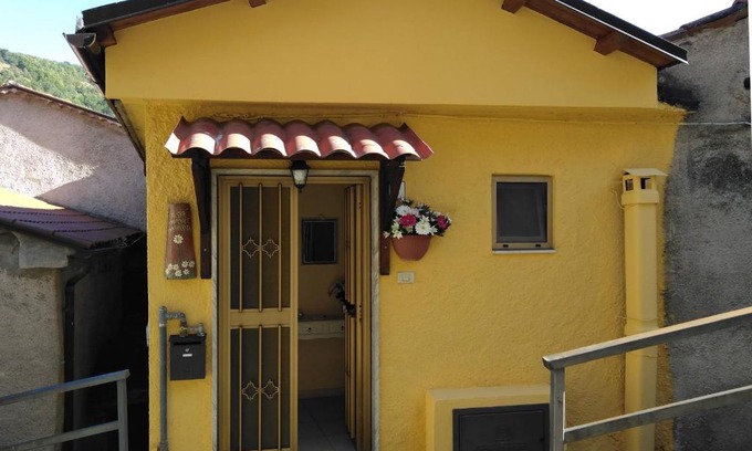 Sasso di Castalda House | Casa Vacanze Margherita - Sasso di Castalda