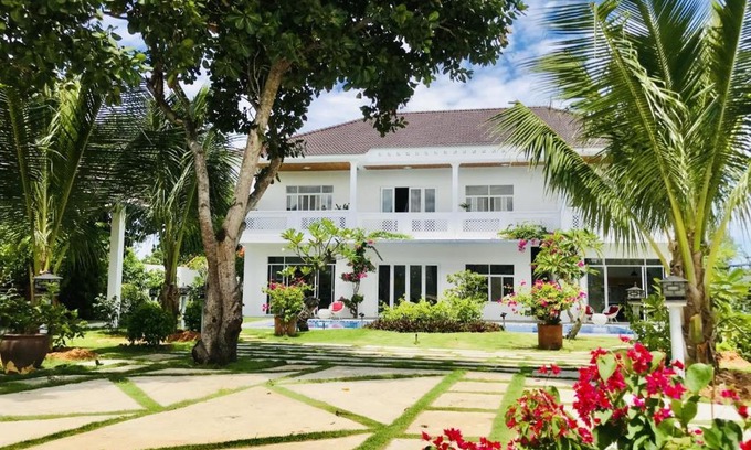 East Ham Tien Beach Apartment | Casa Vi Mia