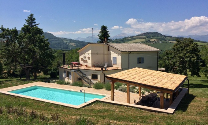 Servigliano House | Casa Vittoria-fabulous villa set in beautiful countryside.