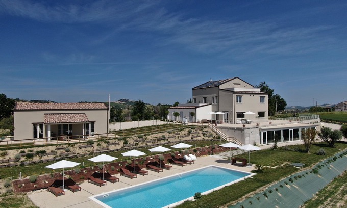 Fermo Villa | Casale di Mauro