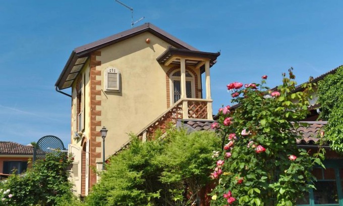 Belveglio House | Cascinale Cornalea by Interhome