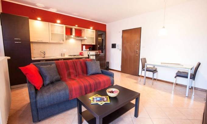 Vimodrone Apartment | CaseOspitali - I GIARDINI bilo next to S.Raffaele