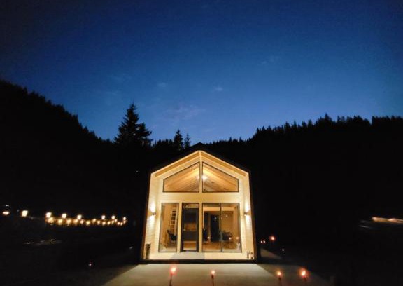 Iacobeni Villa | Cazare Cabana Pensiuni Vatra Dornei Bucovina cu Ciubar