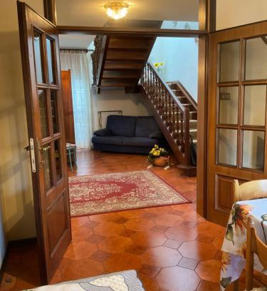 Centobuchi Apartment | Cento Girasoli