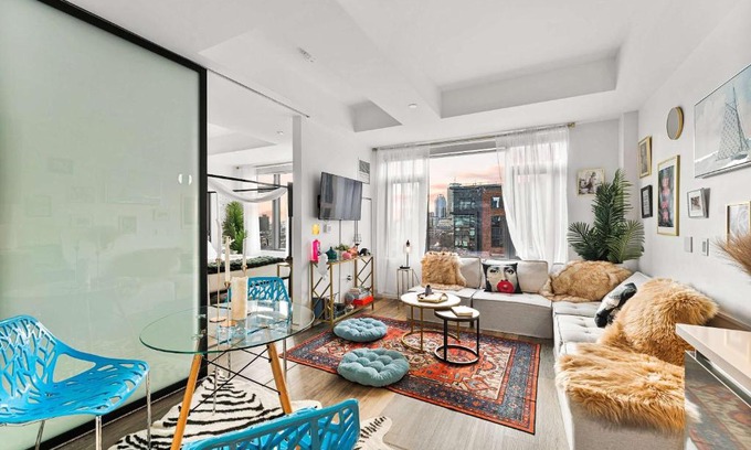 Shawmut Apartment | Central Boston Bliss Family Haven Awaits