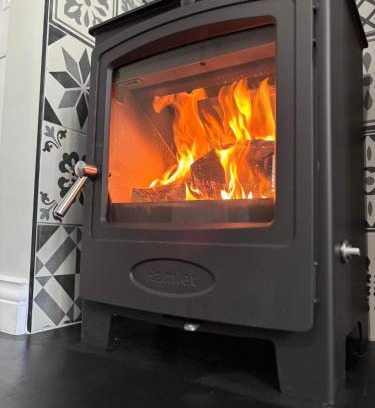 Edwinstowe House | Central, dog friendly, private courtyard