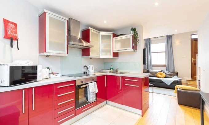 Portobello House | Central Location 2 Bedroom 2 Bathroom Fast WIFI
