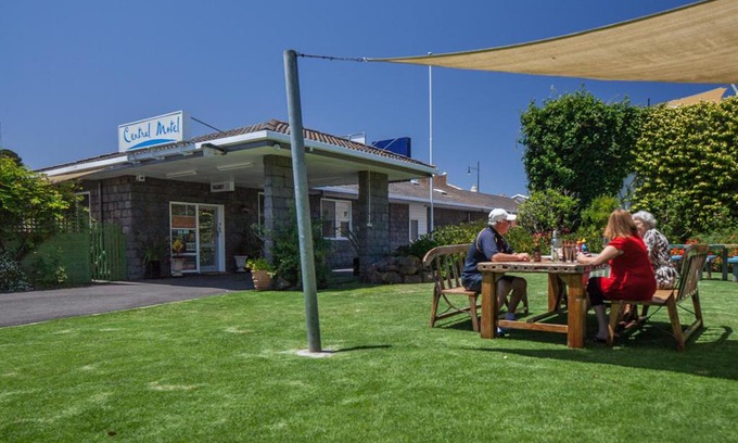 Port Fairy Hotel | Central Motel Port Fairy