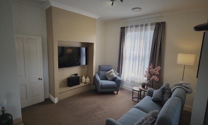 Hamilton North House | Central Victoria Oasis