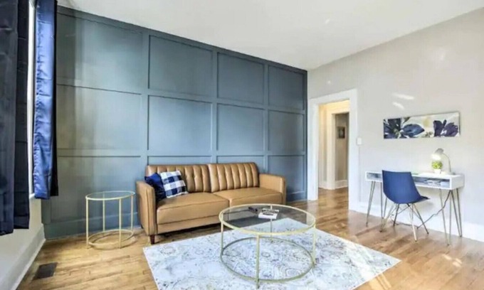 Southwest Raleigh Apartment | Centrally Located 1925 Historic 2BR Apartment