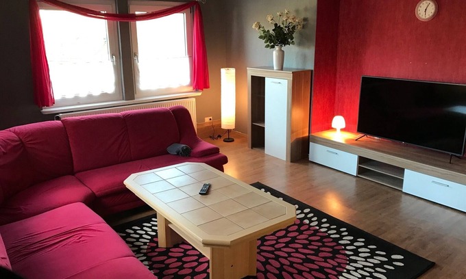 Hildesheim District Apartment | Centrally located for visitors to the Harz, trade fair guests, fitters, Alfeld (5min), Leineberg