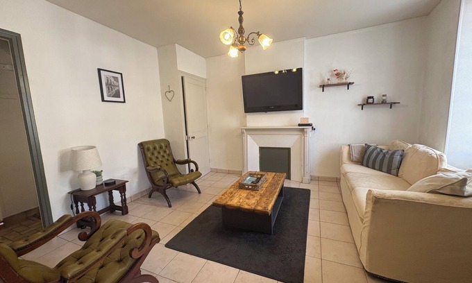 Le Dorat House | Centrally located in a beautiful town, private garden & parking