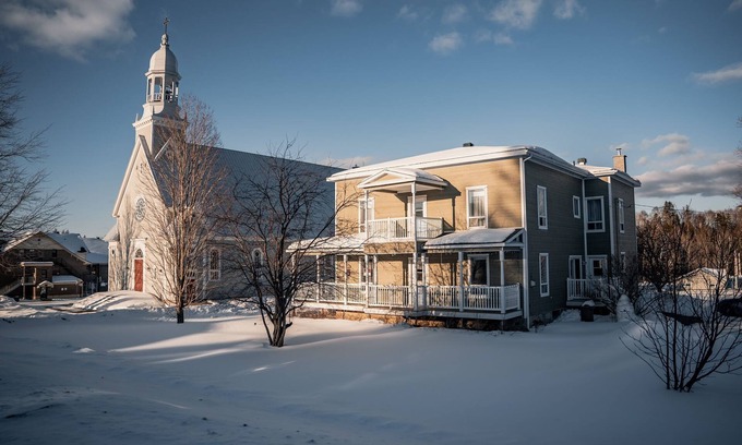 St-Augustin-de-Woburn House | Century home for rent, bid family-friendly, near Mont Mégantic, Sugarloaf