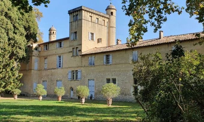 Marsillargues Apartment | Château de Teillan - Pigeonnier