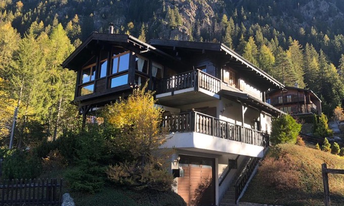 Champex-Lac Ski Chalet | Chalet au Paradis with great views, hot tub, sauna & garden