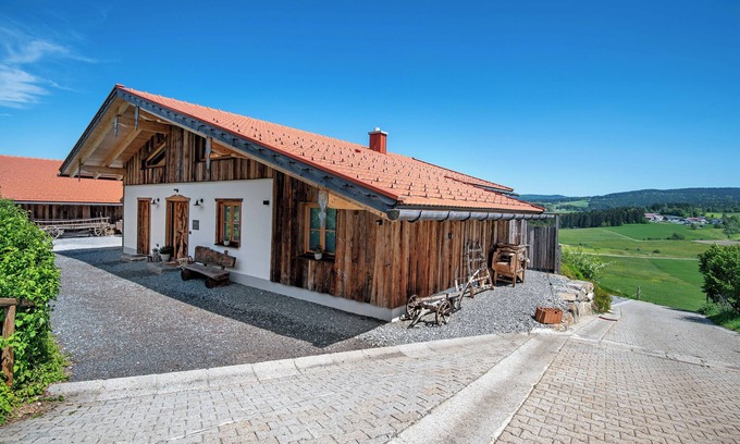 Freyung Ski Chalet | Chalet 'Bergchalet 2' with Private Pool, Private Terrace and Wi-Fi