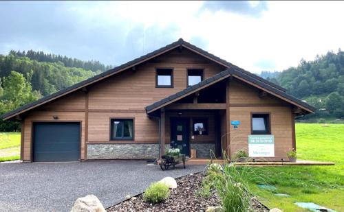 Plainfaing Ski Chalet | Chalet cosy 4 étoiles le Domaine Des Mésanges