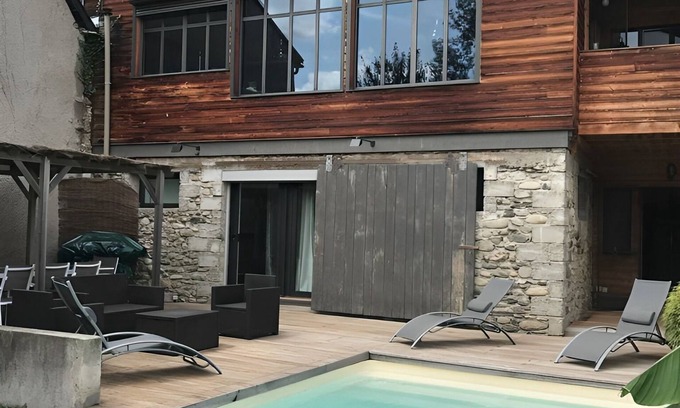 Tuzaguet Ski Chalet | Chalet des Pyrénées with swimming pool