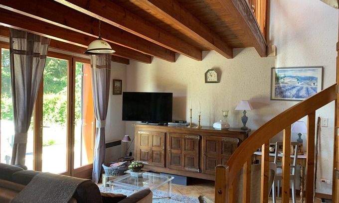 Cunlhat Ski Chalet | Chalet Familiale Cunlhat au Cœur du Parc Livradois Forez Auvergne