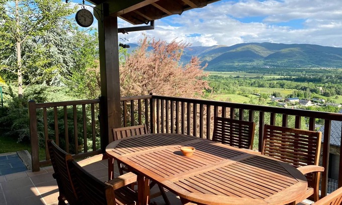 Estavar Ski Chalet | Chalet Familiar con Espectaculares Vistas