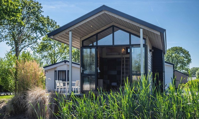 Oost-Graftdijk House | Chalet for 4 people with terrace