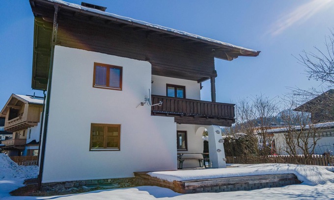 Kitzbuehel Ski Chalet | Chalet in central location near ski resort