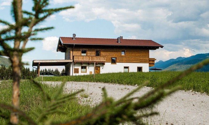 Hollersbach im Pinzgau Ski Chalet | Chalet in Jochberg with Sauna & Mountain Views