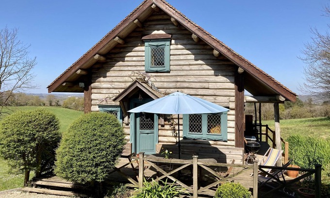 Morlanne Ski Chalet | Chalet "Isba" in the countryside
