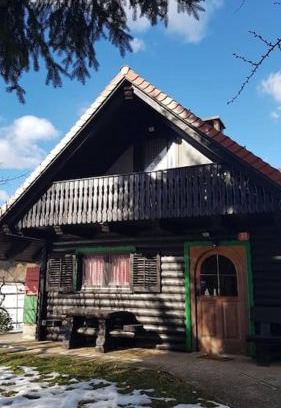 Kranj Ski Chalet | Chalet Kujavnk