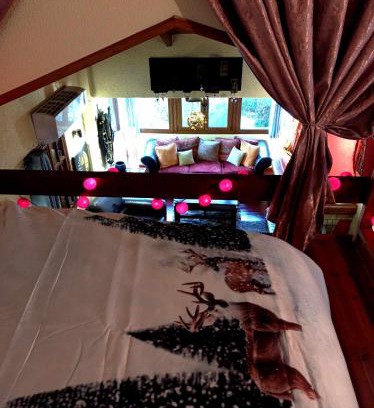 Arachova Ski Chalet | CHALET LE BLANC