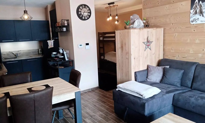 Chatel Apartment | Chalet Les Freinets - Warm apartment - 6 people
