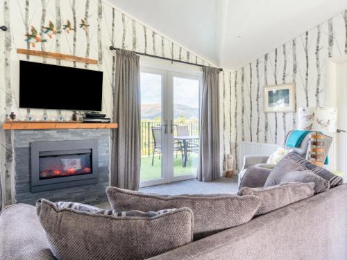 Kinross Ski Chalet | Chalet Loch Leven Lodge 16 Robin's Nest by Interhome