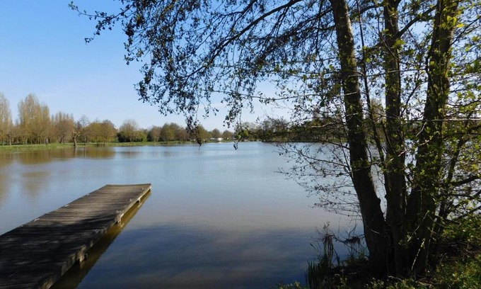 Meslay-du-Maine Ski Chalet | Chalet Saint-Denis-du-Maine, 3 pièces, 4 personnes - FR-1-600-81