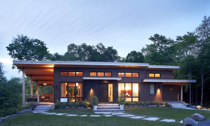 Mont-Tremblant House | Chalet Trappeur | Luxury Cottage Retreat with Hot Tub | Tremblant Living