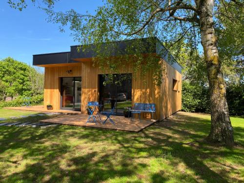 Orcines Cabin | Chalets modernes avec terrasse et ruisseau au pied des Volcans