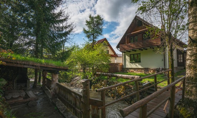 Zuberec House | Chalupa u potoka