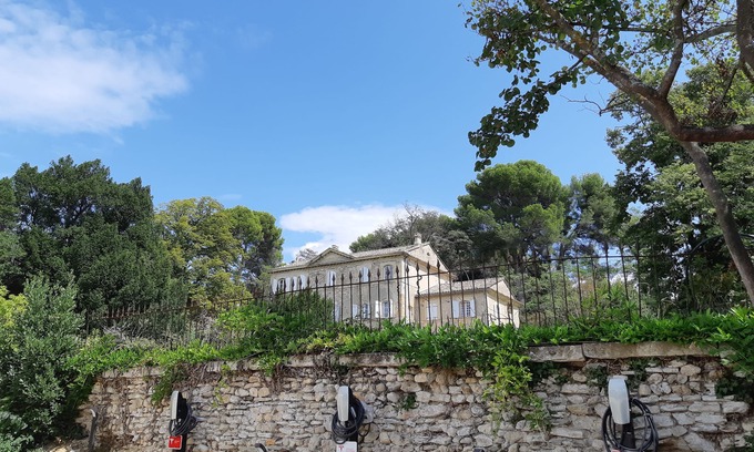 Valreas House | Chambre d'hôtes Château MontPlaisir