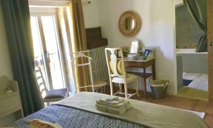 Limoux Bed & Breakfast | Chambre D'hôtes Domaine de Carliqui 2