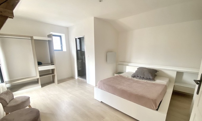 Allassac Bed & Breakfast | Chambre Dhôte Moderne et Confortable